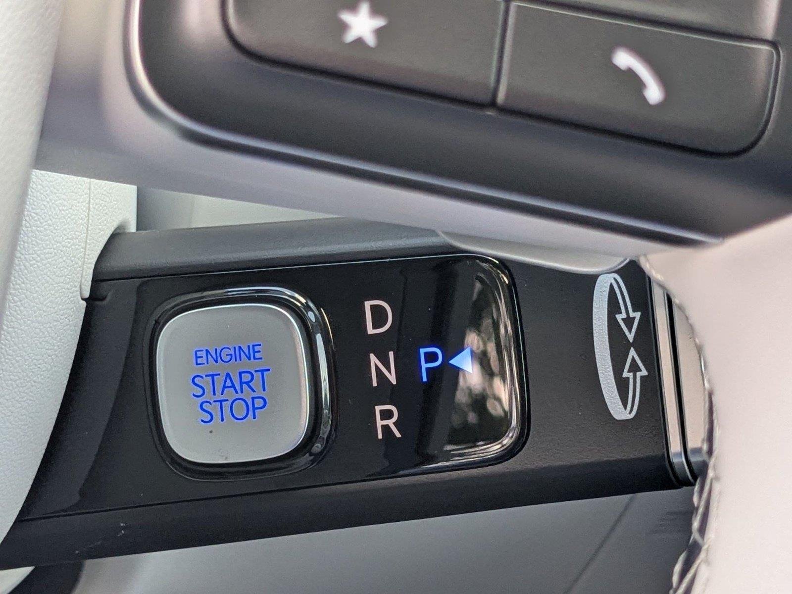 New 2027 Robust Emerald Pearl Hyundai Calligraphy image 15