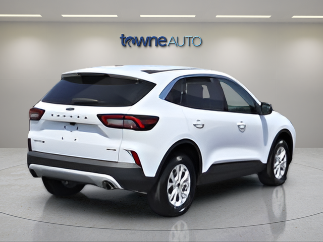 Used 2023 White Ford Active image 7