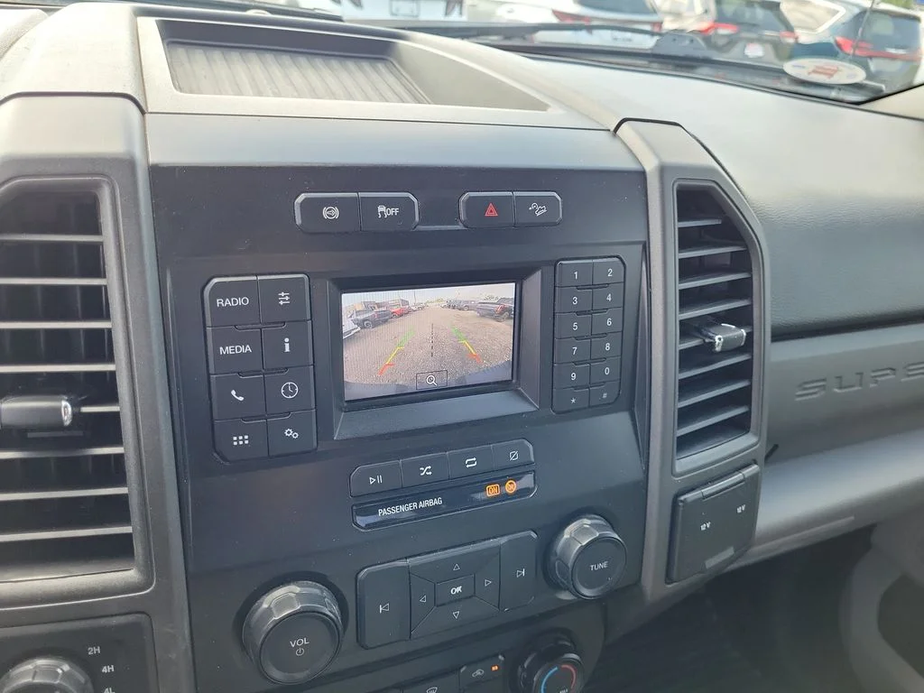 Used 2020 Oxford White Ford XL image 33