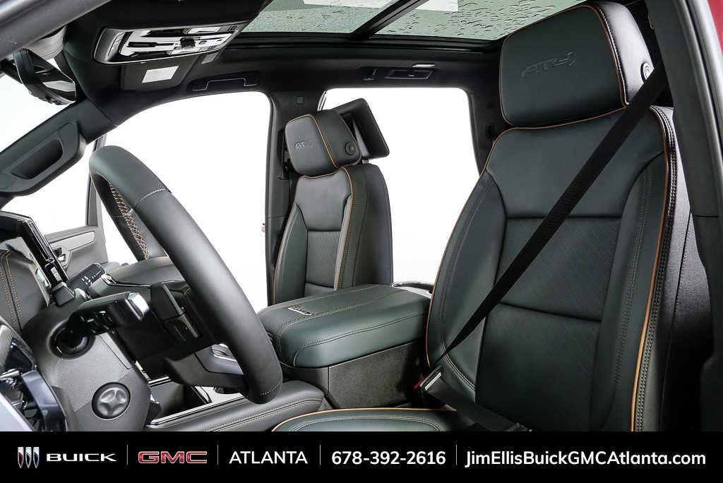 2026 GMC Yukon AT4 - Photo 5