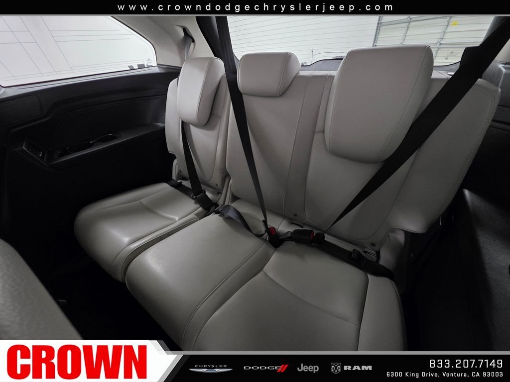 Used 2025 Blue Honda EX-L image 17