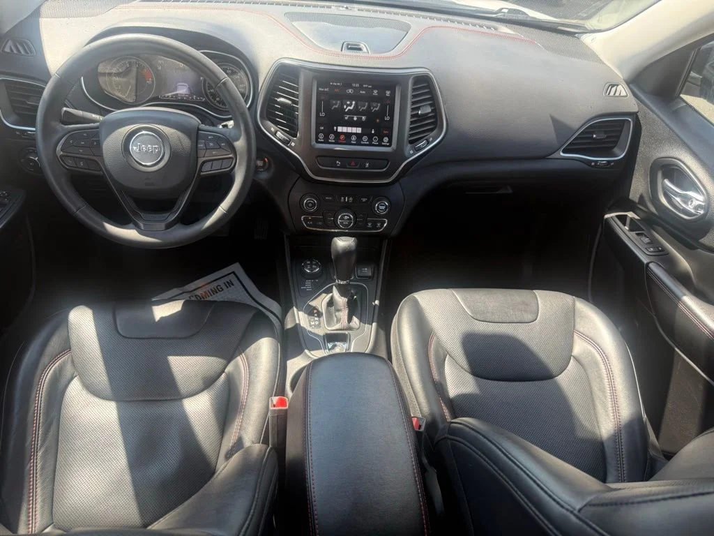 Used 2022 White Jeep Trailhawk image 39