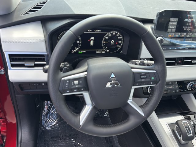 Used 2025 Red Mitsubishi SEL image 17