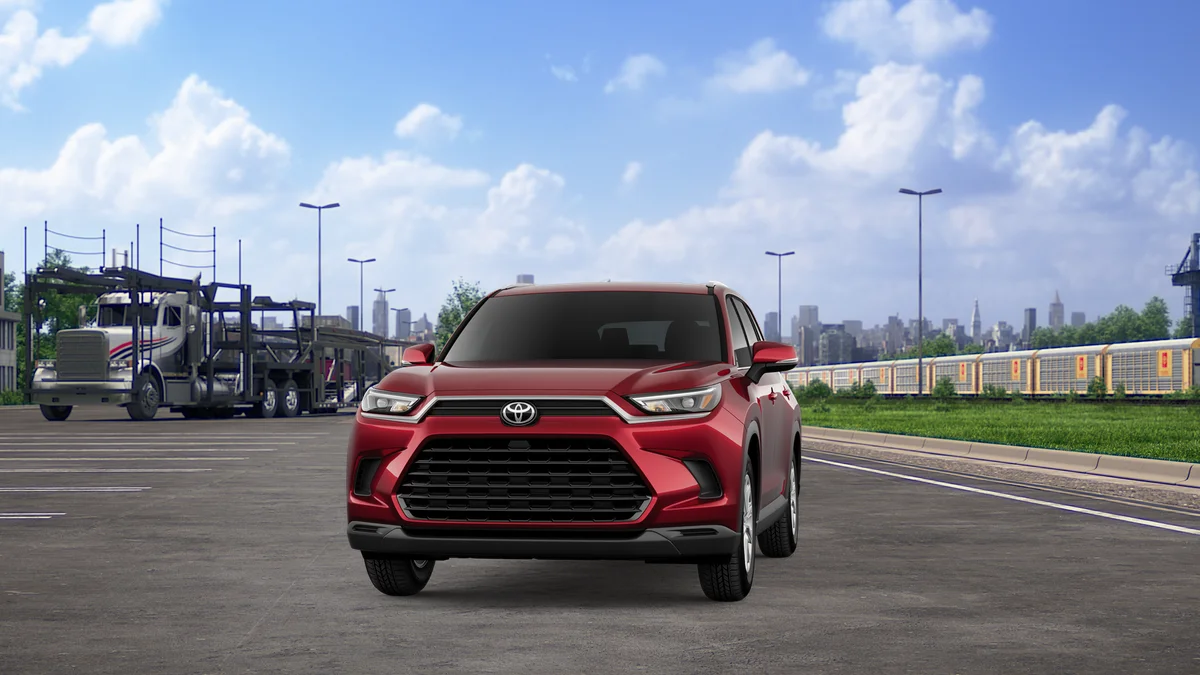 New 2026 Ruby Flare Pearl Toyota Hybrid XLE image 18