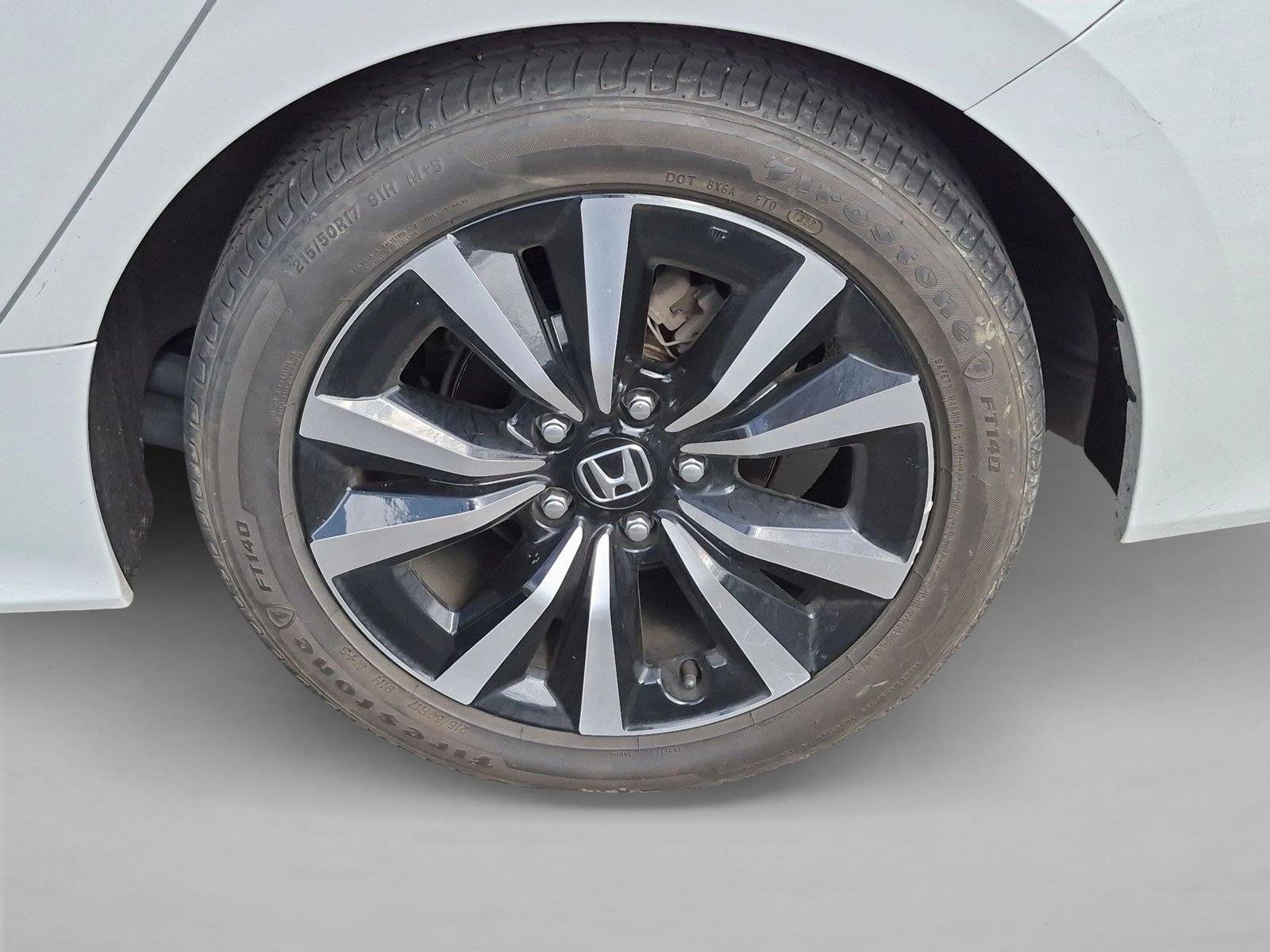 Used 2022 White Honda EX image 14