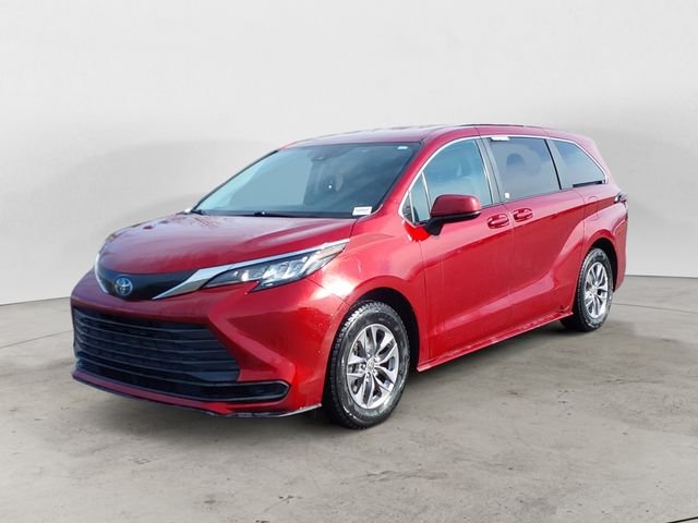 2022 Toyota Sienna LE