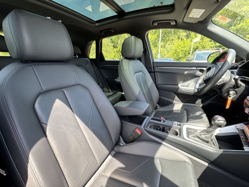 Used 2025  Audi Premium image 27