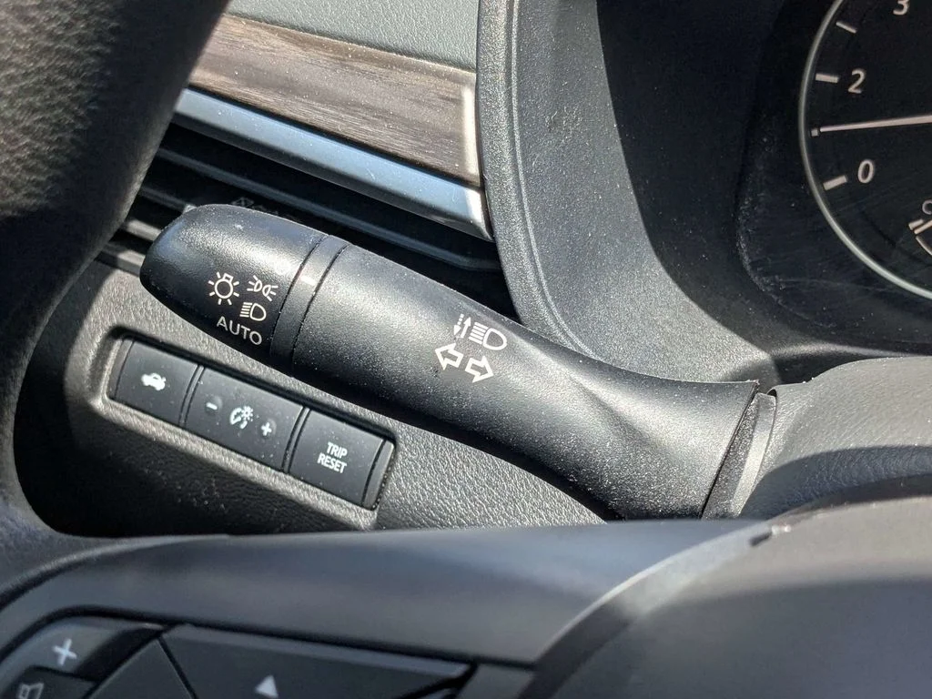 2025 Nissan Altima SV - Photo 23