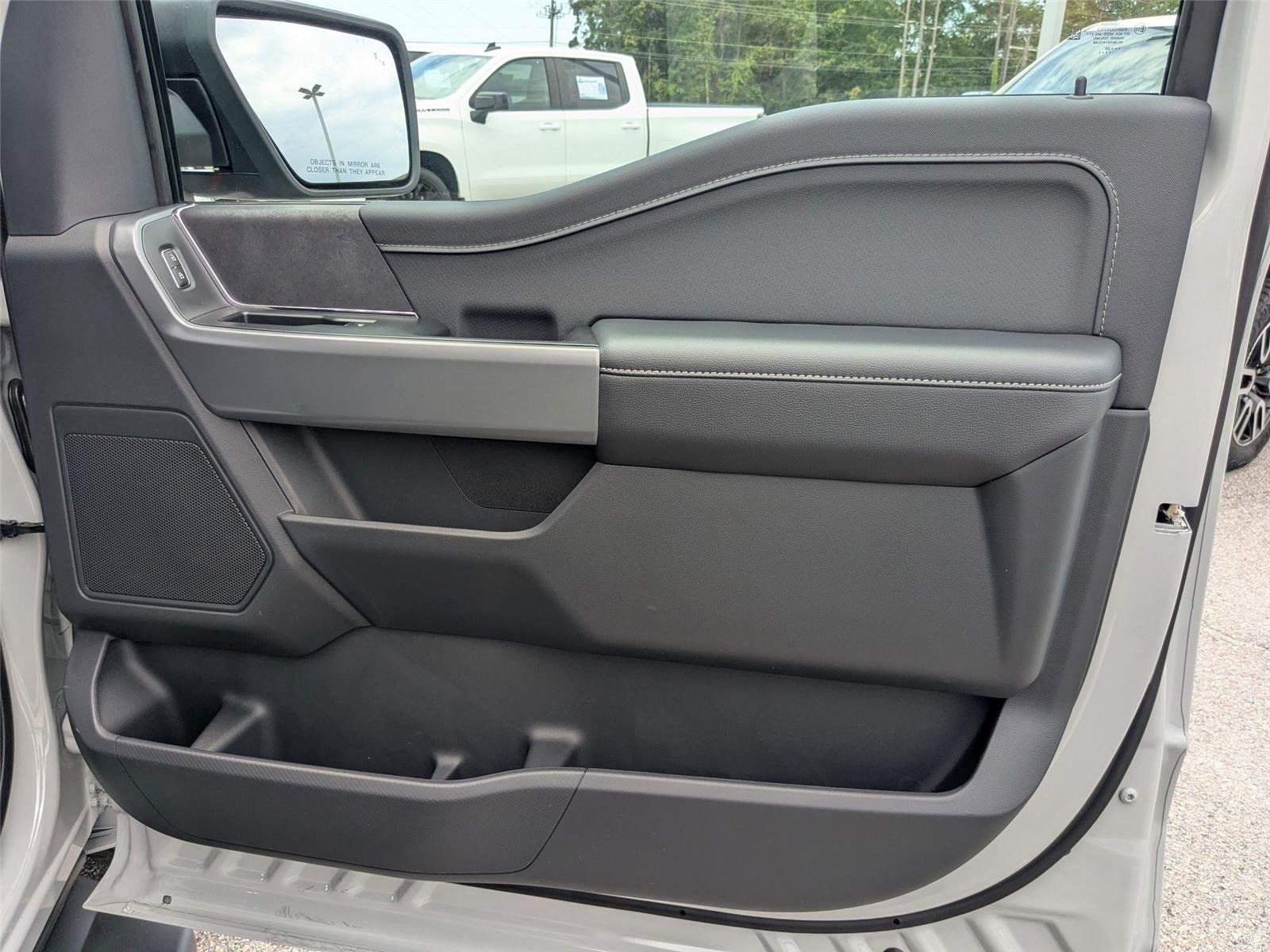 New 2026 Avalanche Ford XLT image 28