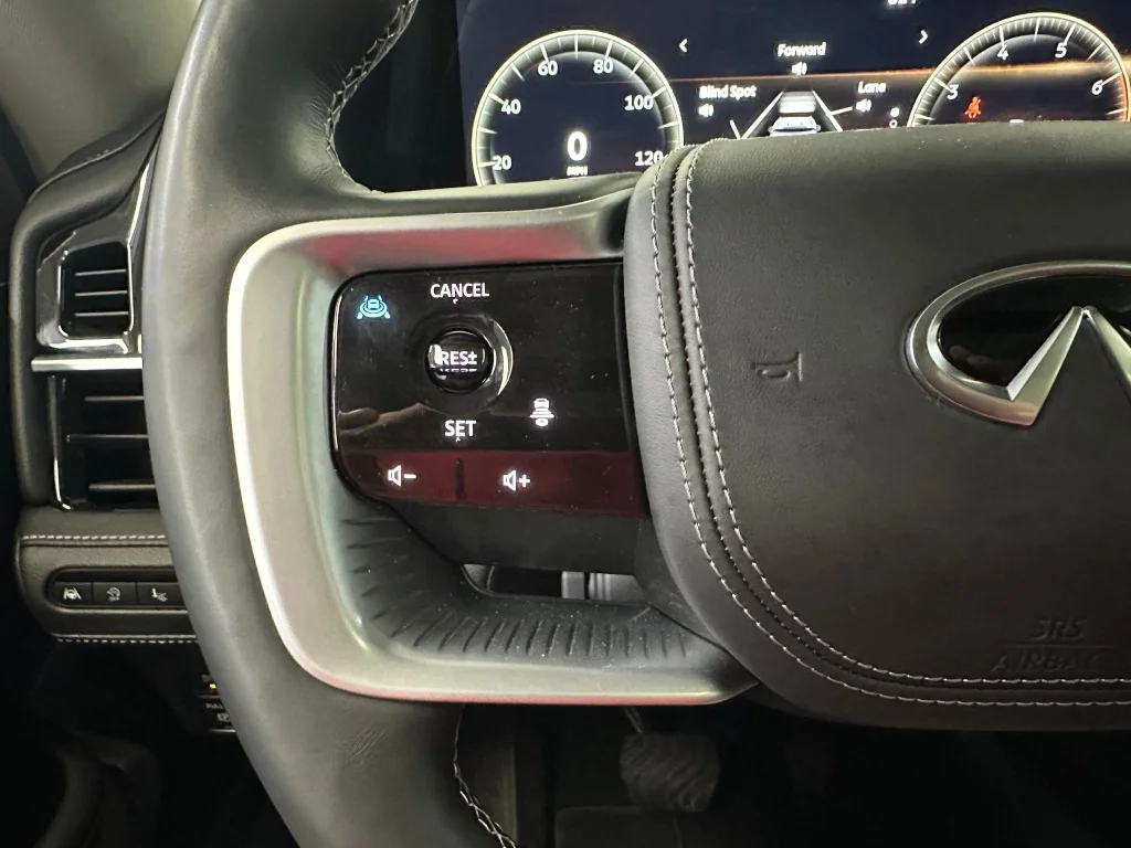 Certified Used 2025 Dynamic Metal INFINITI SENSORY image 11