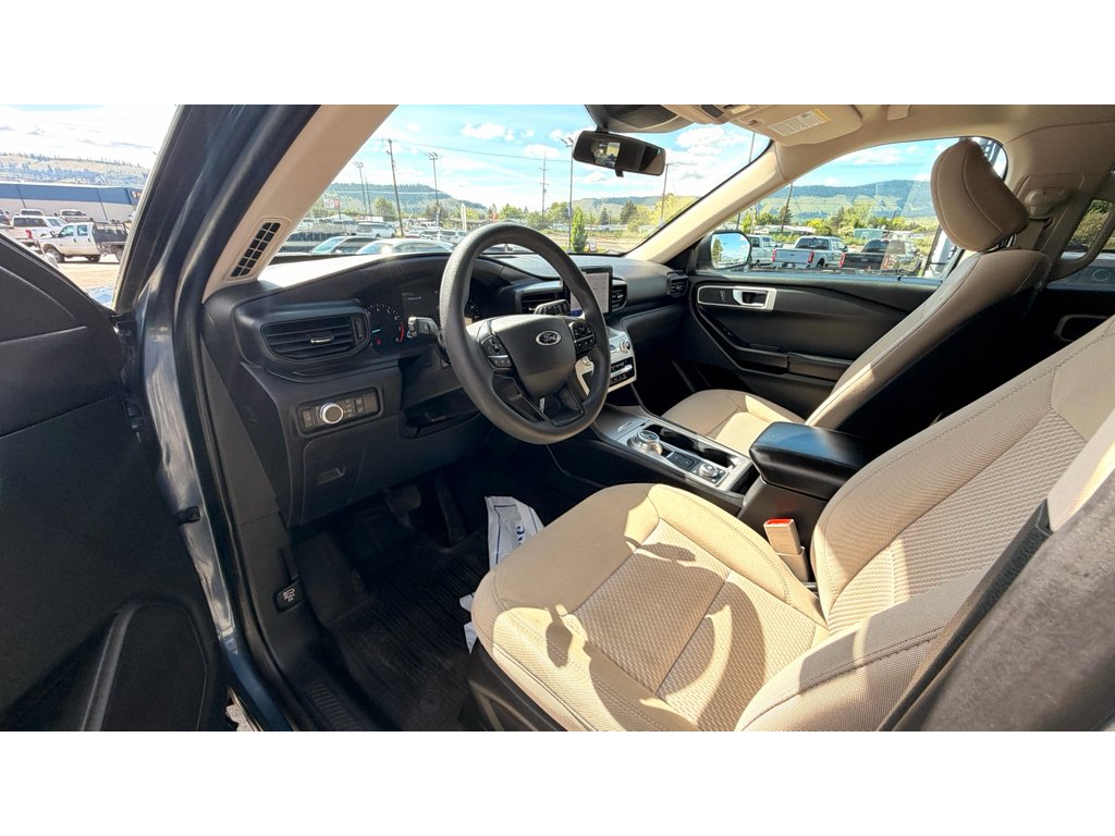 Used 2020 Blue Metallic Ford Base image 19
