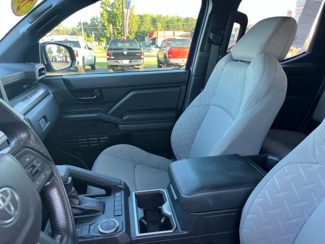 Used 2025 Blue Toyota SR5 image 10