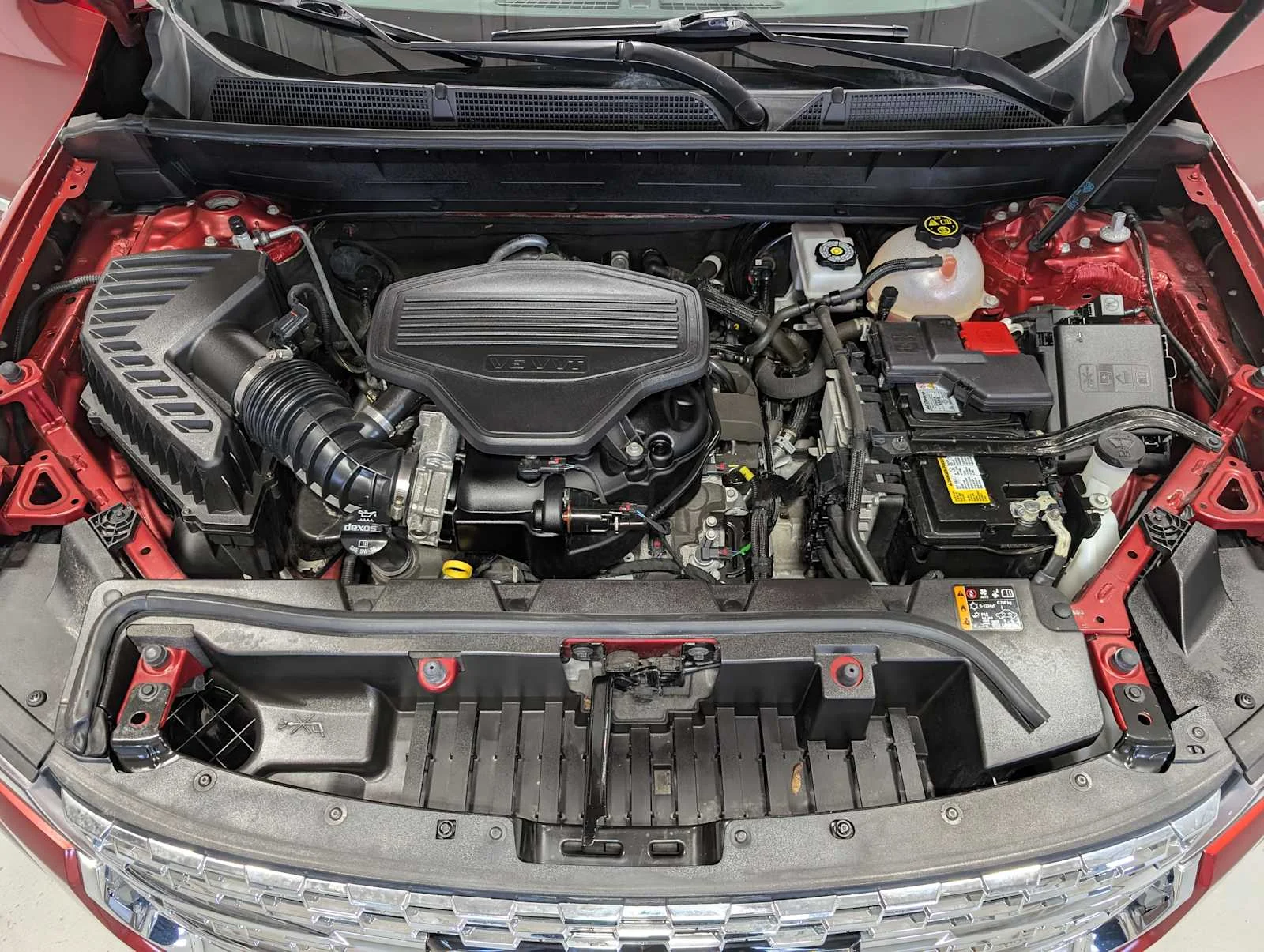 Used 2023 Volcanic Red Tintcoat GMC Denali image 14