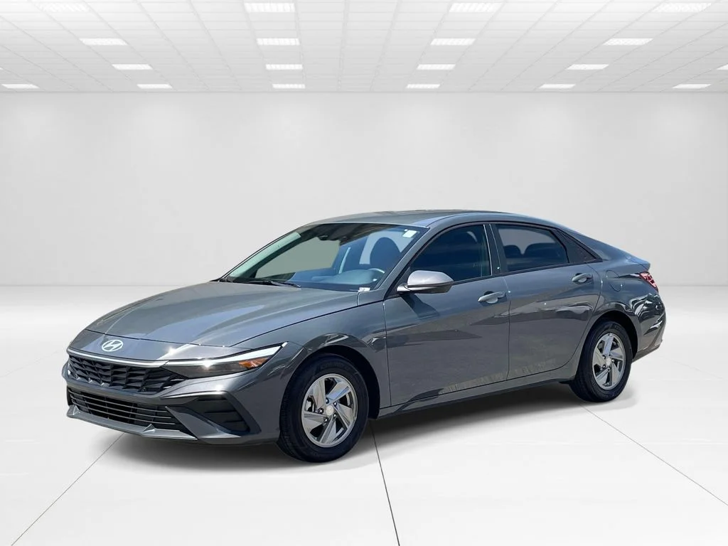 New 2026 Gray Hyundai SE image 3