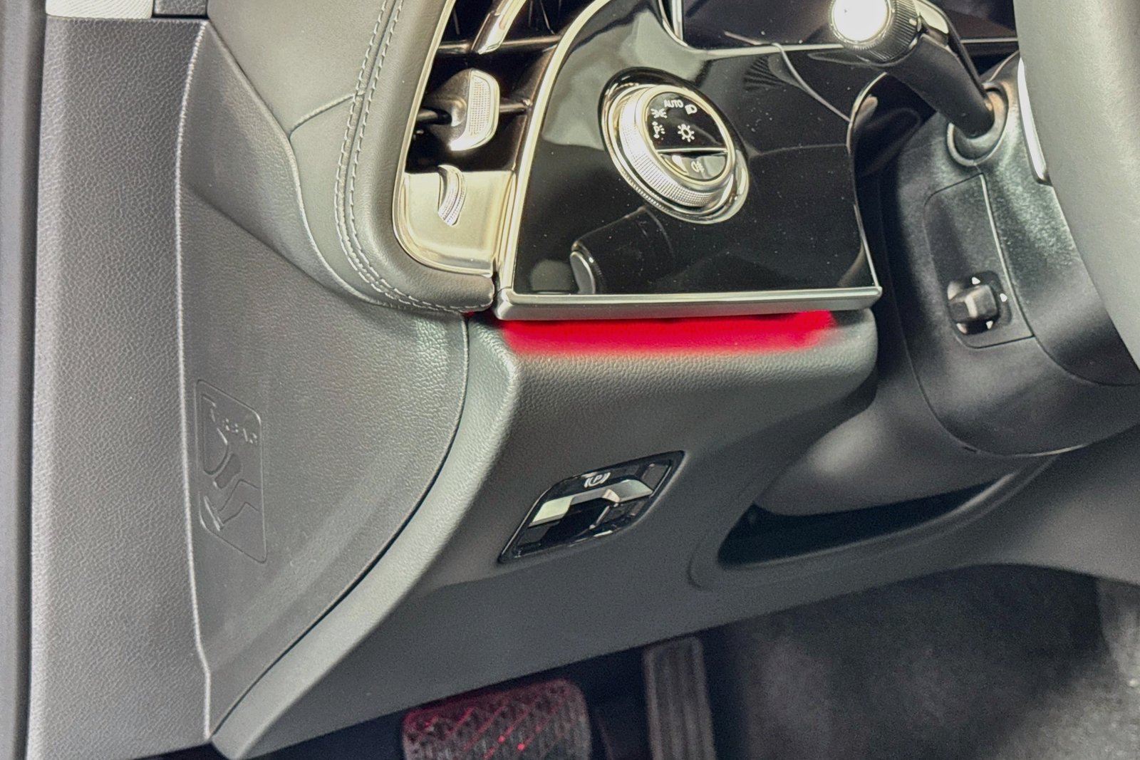 New 2026 Polar White Mercedes-Benz E 350 image 10