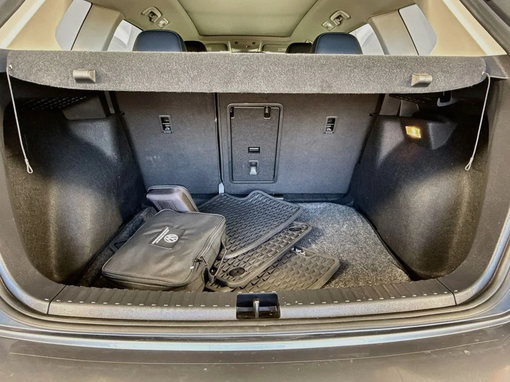 Used 2022 Black Volkswagen 1.5T SE image 25