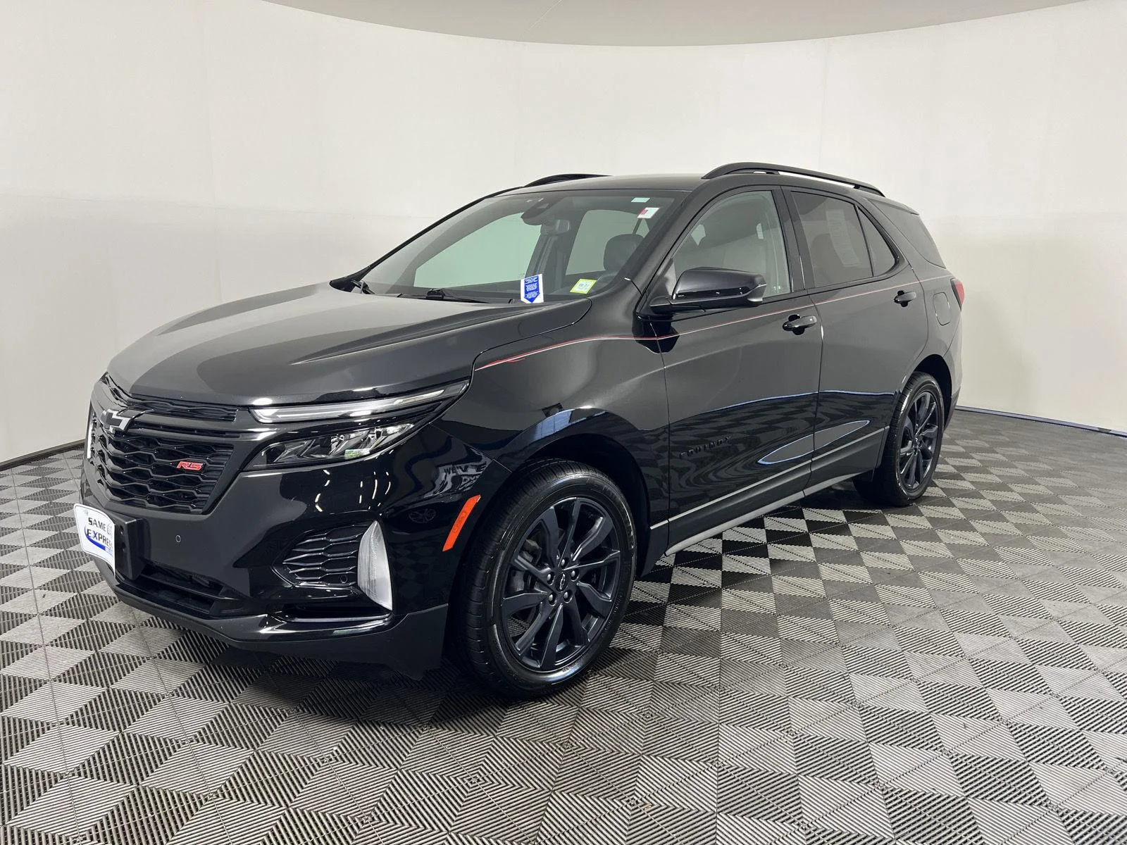 Used 2024 Mosaic Black Metallic Chevrolet RS image 27
