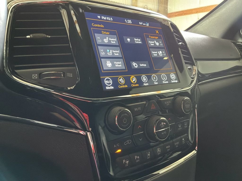 2020 Jeep Grand Cherokee Overland - Photo 26