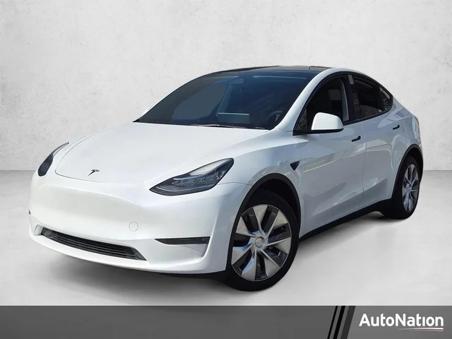 2023 Tesla Model Y Long Range