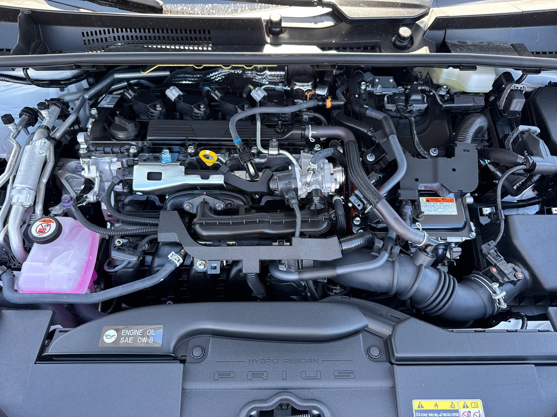 New 2026 Wind Chill Pearl <sup>1</sup> Toyota  XSE image 8