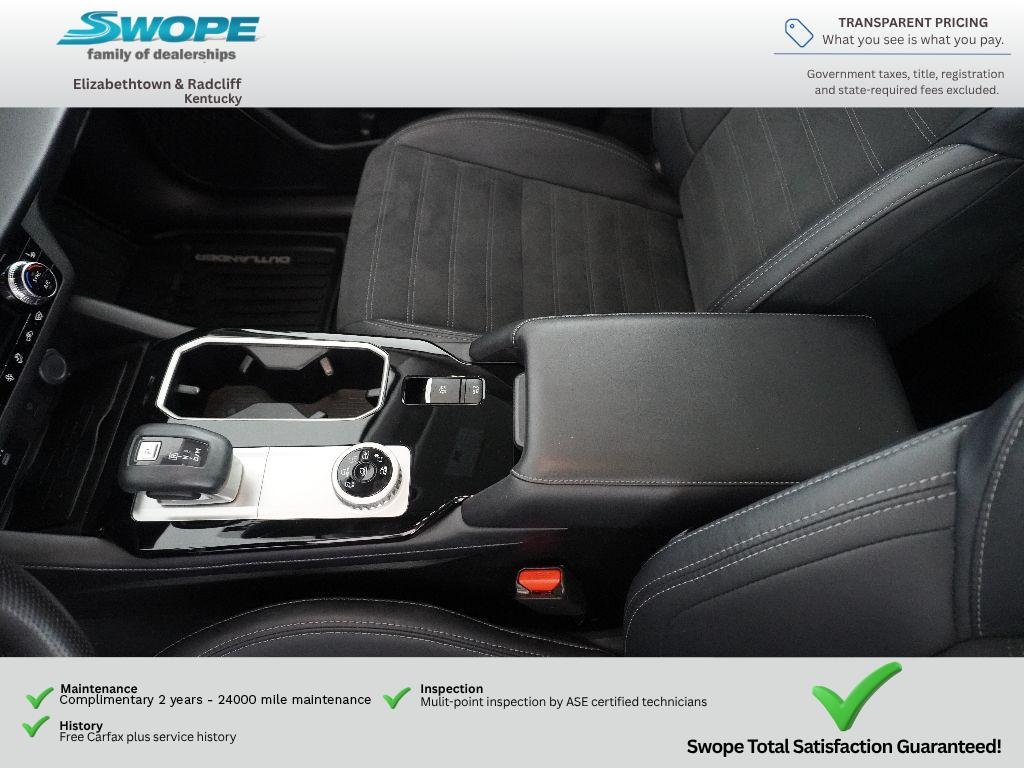 Certified Used 2025 BLACK Mitsubishi SE image 26