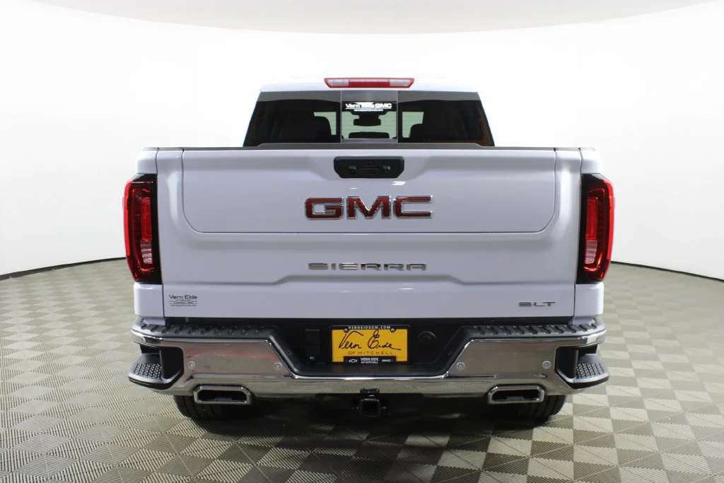 2026 GMC Sierra 1500 SLT - Photo 6