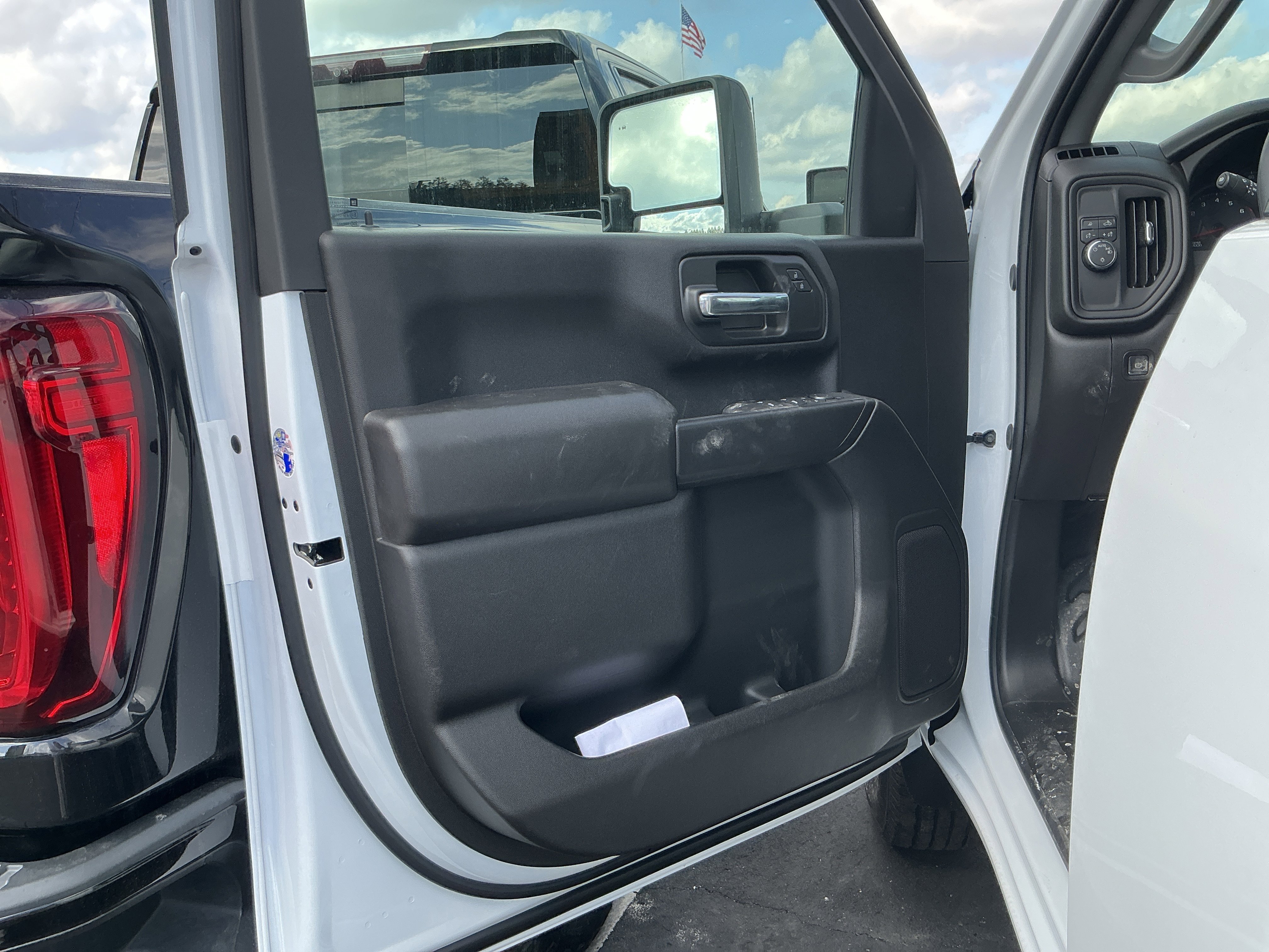 2026 Chevrolet Silverado 2500 HD Work Truck - Photo 9