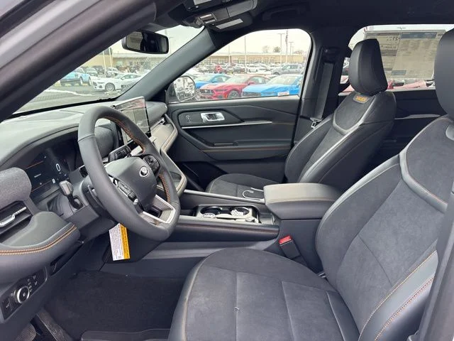 New 2026 Space White Metallic Ford Tremor® image 12