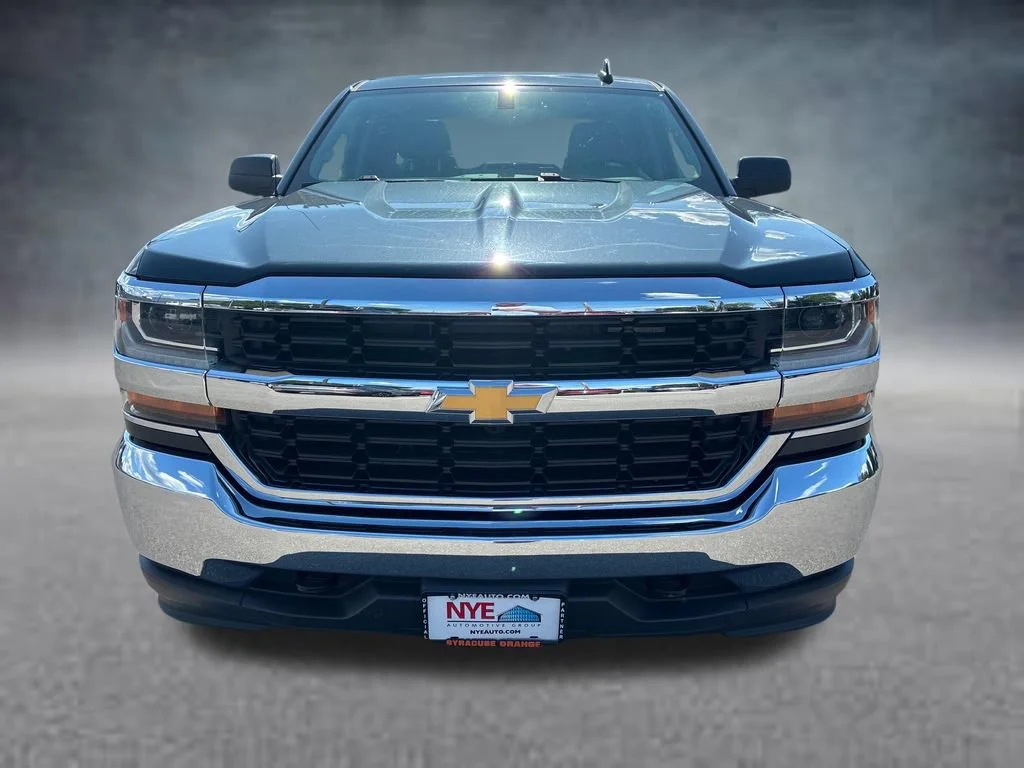 Used 2018 GRAPHITE METALLIC Chevrolet LS image 2