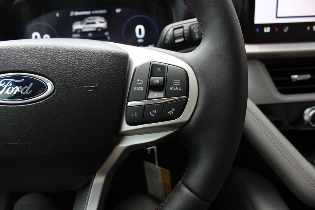 2026 Ford Explorer Active - Photo 13