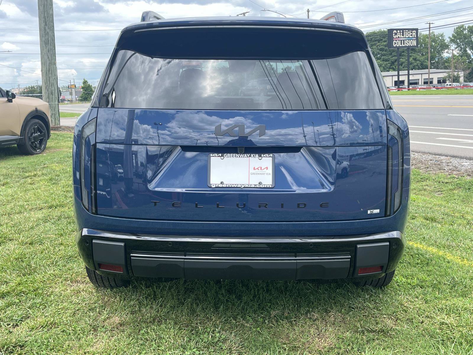 New 2027 Midnight Lake Blue Kia X-Line SX image 6