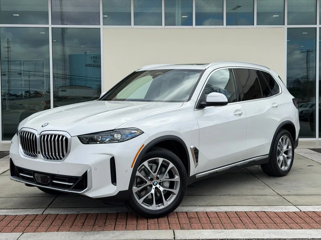 2026 BMW X5 sDrive40i's photo