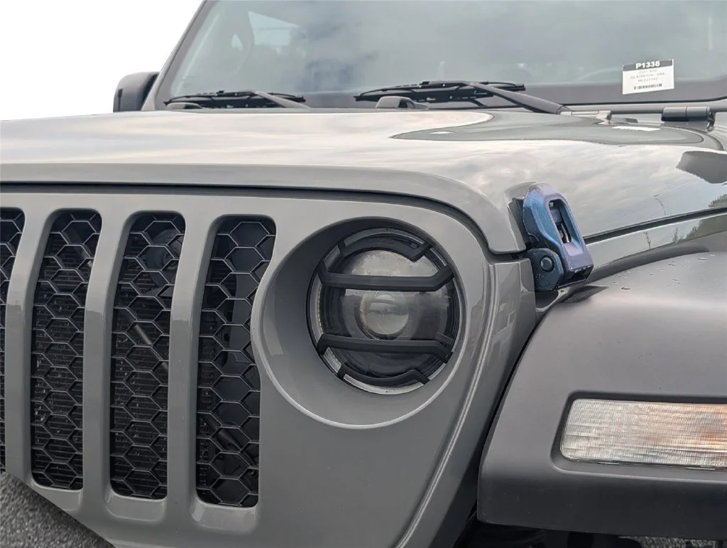 Used 2021 Sting-gray Clea Jeep Sport image 9