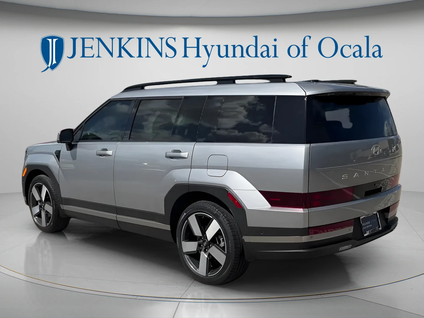 Used 2026 Shimmering Silver Hyundai Limited 7P image 9