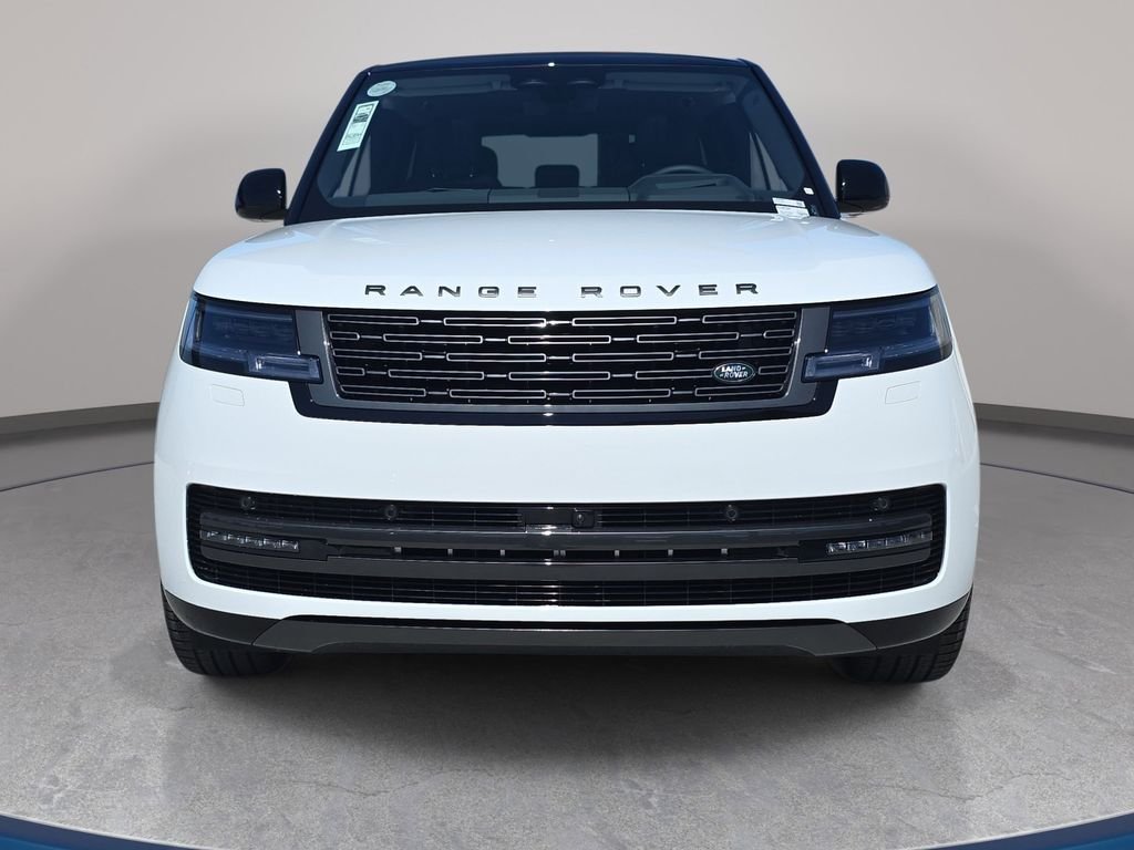New 2026 Fuji White Land Rover SE LWB image 2