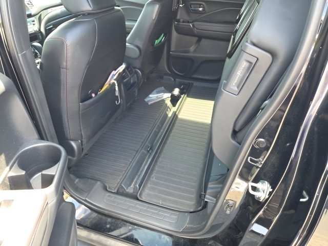 Certified Used 2017 Crystal Black Pearl Honda Black Edition image 12