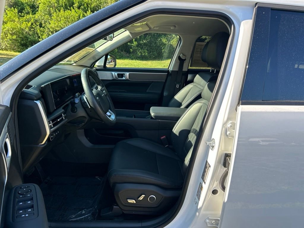 Used 2026 White Hyundai SEL image 15