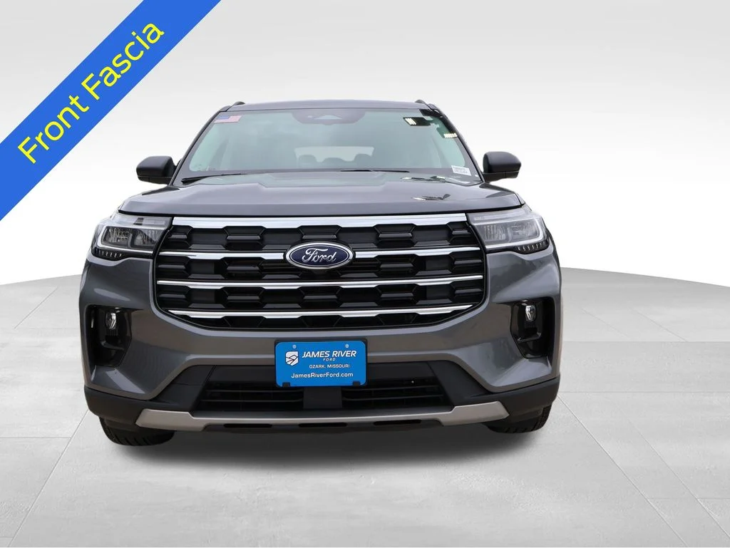 New 2026 Carbonized Gray Metallic Ford Active image 7