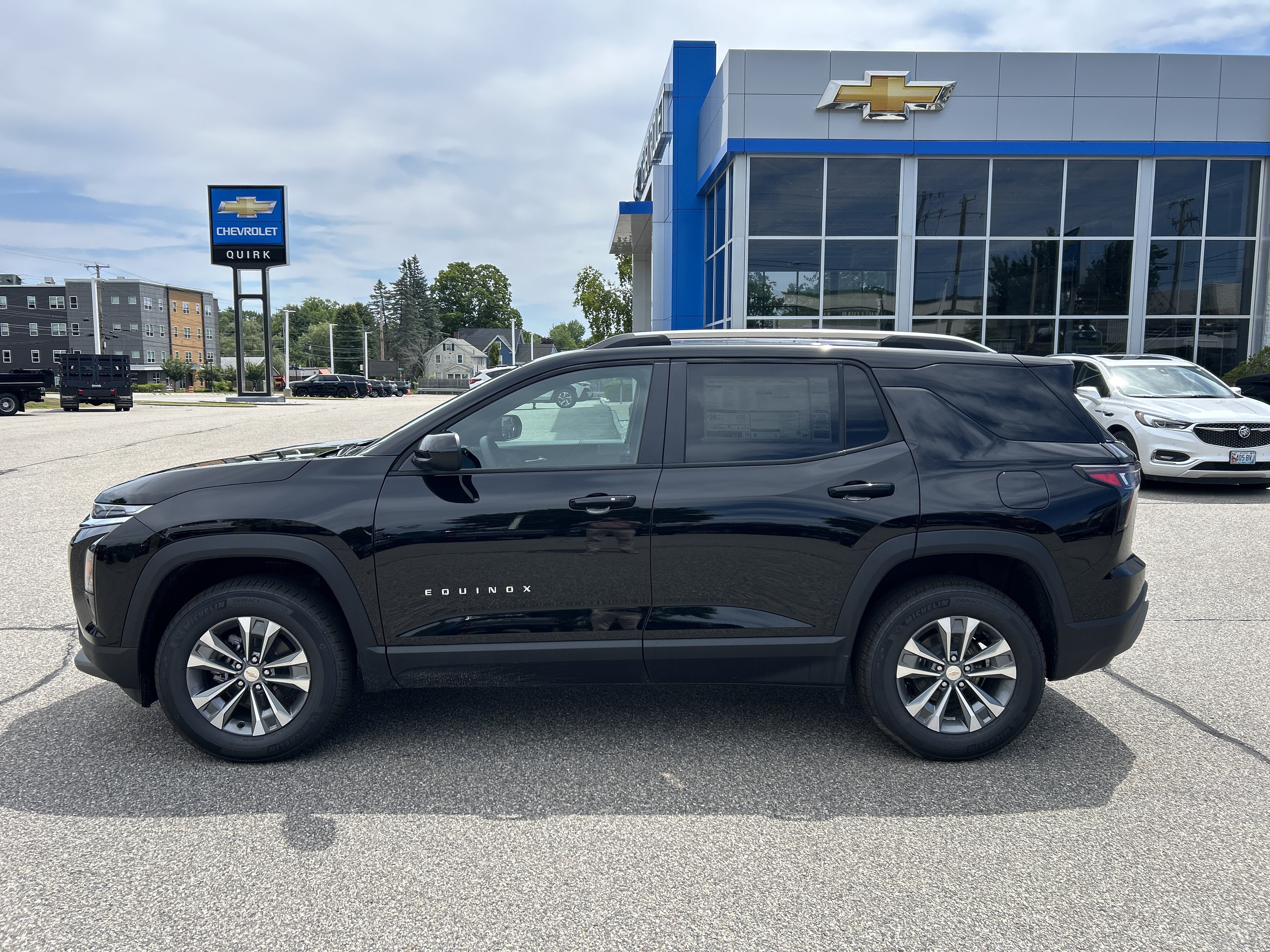 New 2027 Mosaic Black Metallic Chevrolet LT image 6