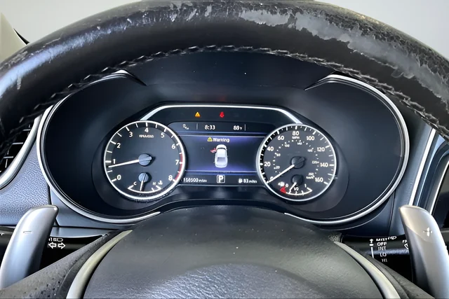 Used 2016 Black Nissan SR image 12