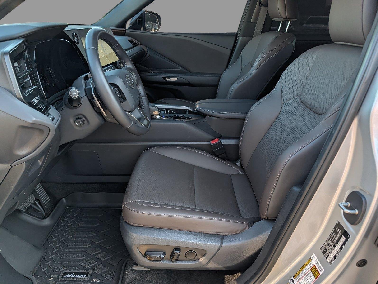 Used 2025 Celestial Silver Metallic Lexus TX 350 Premium image 10