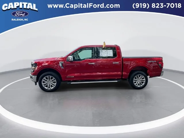 Used 2024 Red Ford XLT image 5