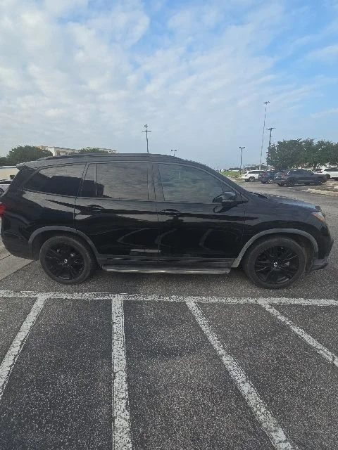 2020 Honda Pilot 4WD Black Edition's photo