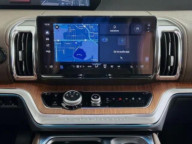 New 2026 Gray Ford King Ranch image 16