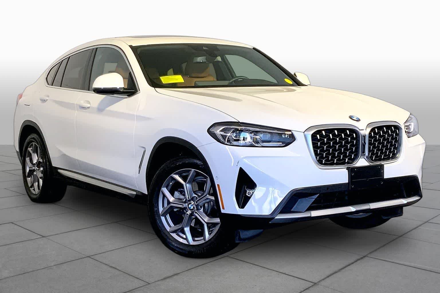 Used 2024 Alpine White BMW xDrive30i image 3