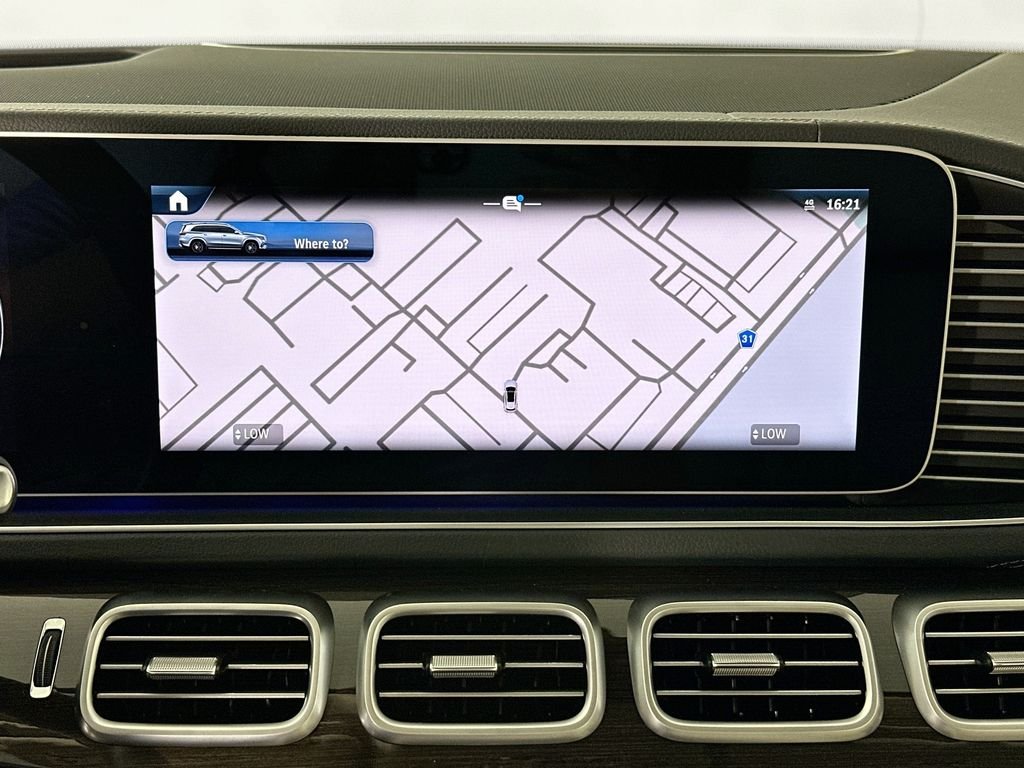 New 2026 MANUFAKTUR Moonlight White Metallic Mercedes-Benz GLS 450 image 13