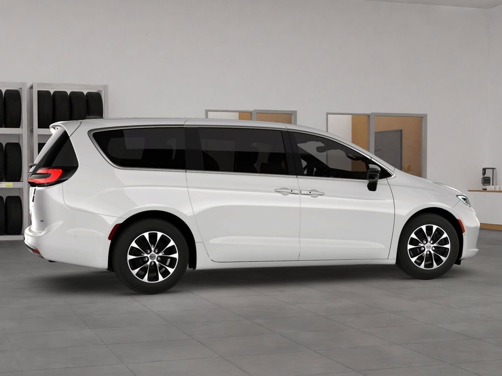 2026 Chrysler Pacifica Select - Photo 6