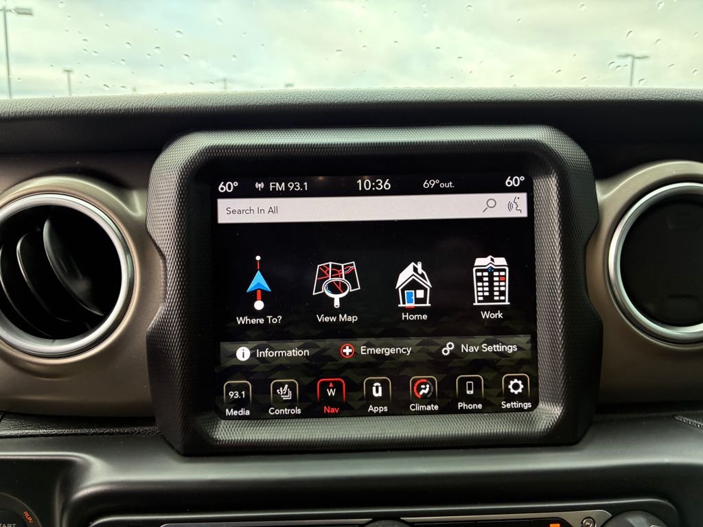 Used 2020 Gray Jeep Rubicon image 15