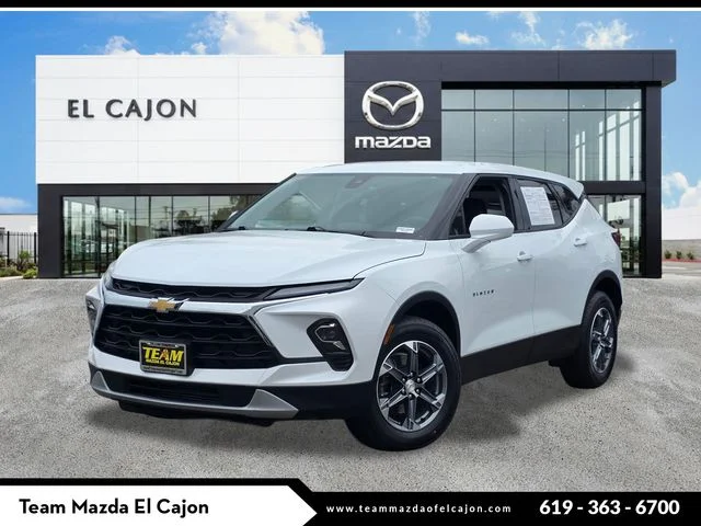 2025 Chevrolet Blazer 2.0T 2LT FWD's photo