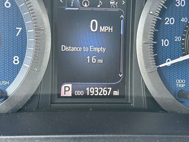 Used 2019 Gray Toyota XLE image 17